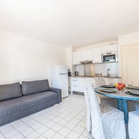 Caesar Domus-7 By Interhome Apartment Saint-Tropez